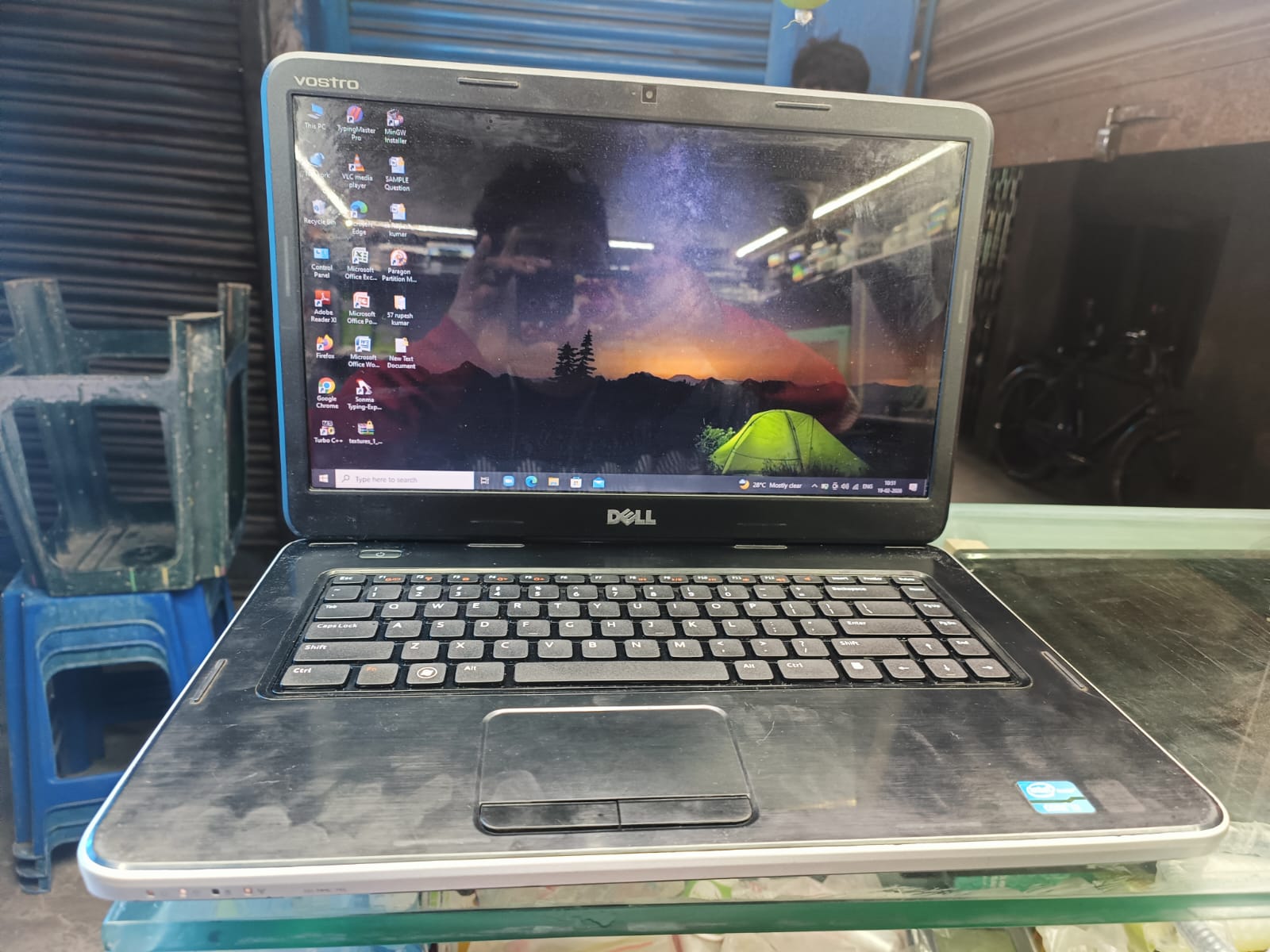 Dell Vostro 2520 Laptop | i3 3rd Gen | 8GB RAM | 128GB SSD + 500GB HDD